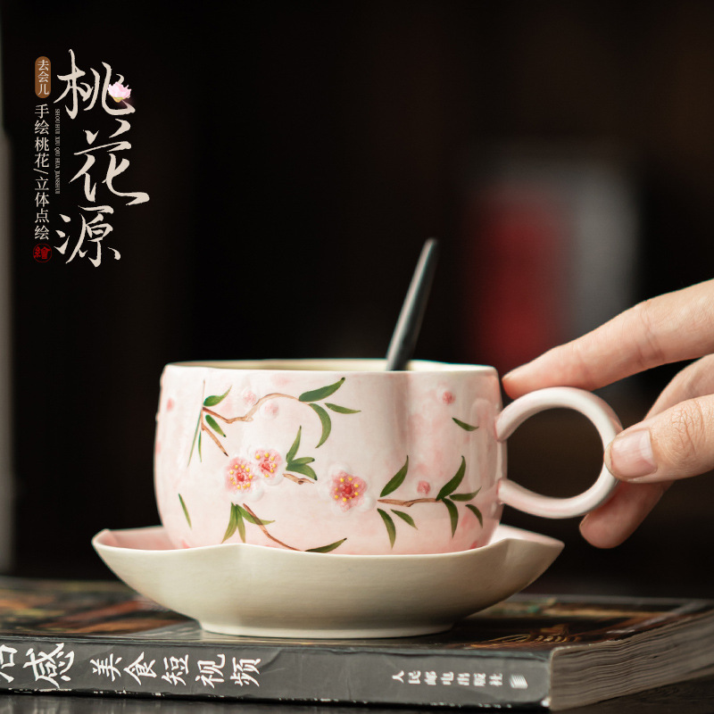 Bộ cốc và đĩa cà phê hoa đào vẽ tay cốc gốm sứ gia dụng cốc uống trà chiều đặc biệt dành cho cô gái văn phòng