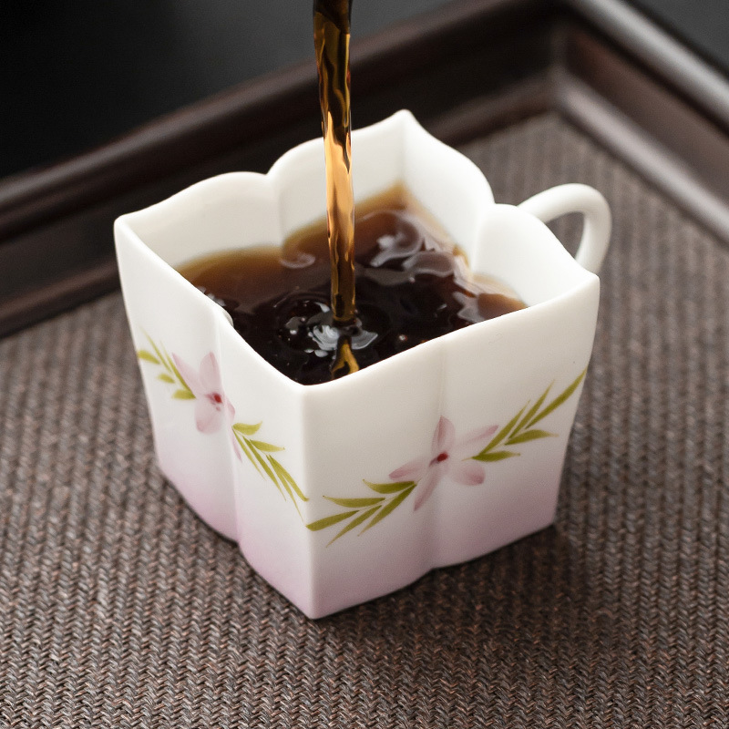 Vẽ tay gradient màu tím cô đặc tách cà phê gốm sứ bộ trà uống nước cốc latte cốc giấc mơ khóa mặt vuông cốc sen