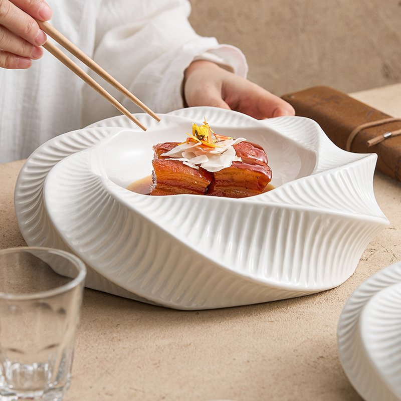 Đĩa hai lớp hình hoa có ren, bộ đồ ăn đặc biệt của khách sạn sáng tạo cao cấp, món tráng miệng, món ăn nghệ thuật, đĩa ăn thương mại
