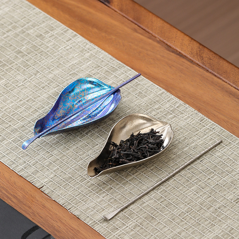 Dụng cụ đánh thức trà cánh sen titan nguyên chất mẫu mới, thìa trà, thìa trà sáng tạo, dụng cụ tách trà, phụ kiện bộ trà, bộ 2 món