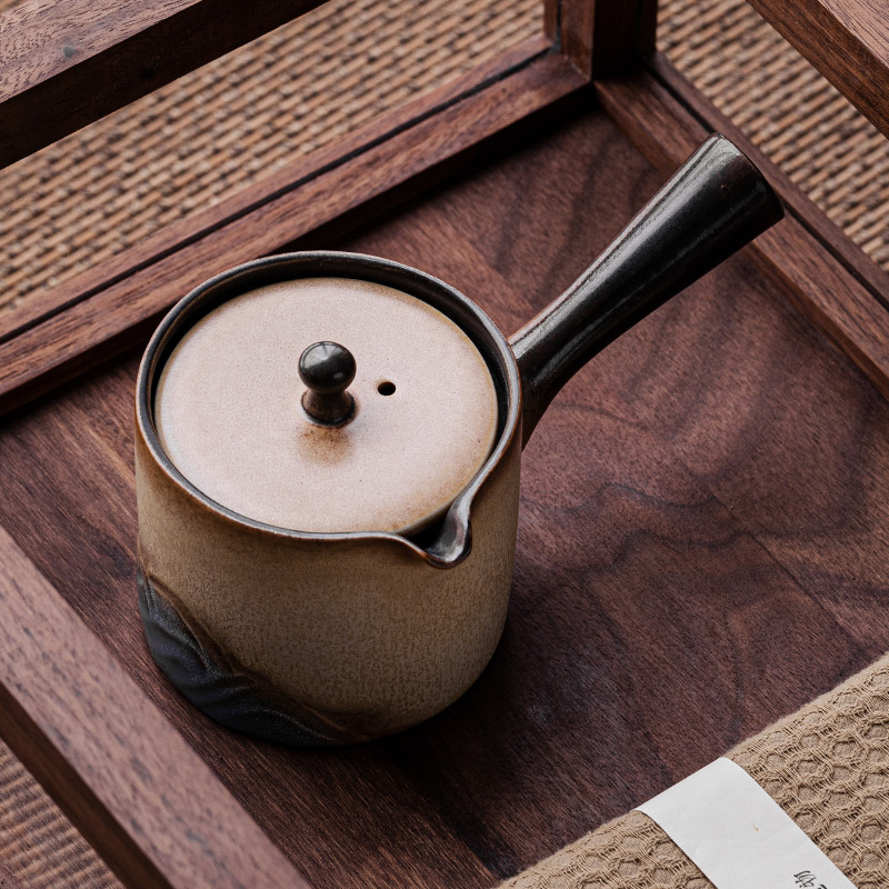 Ấm trà tay cầm bên Lò Nung Cangshan dụng cụ pha trà Kung Fu gốm cổ điển gia dụng có tay cầm chống bỏng Lọc ấm đơn