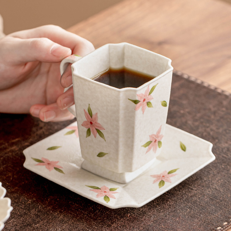 Cốc cà phê vuông hoa anh đào trắng đá cốc gốm cốc uống nước gia dụng tinh tế bộ cốc cà phê vẽ tay chống bỏng