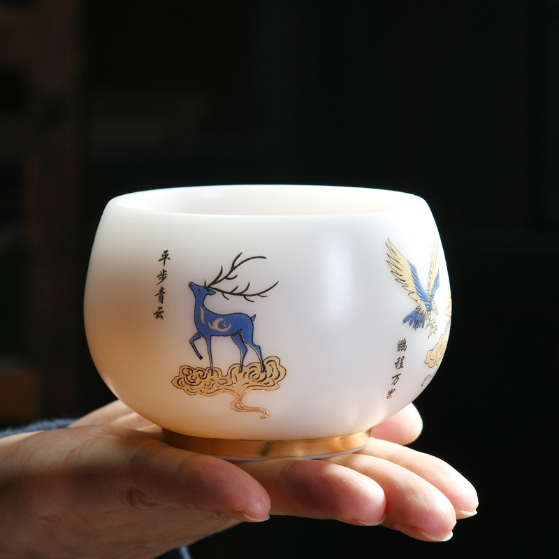 Đá ngọc Sứ uống trà cốc chủ nhân cầm tay ngoài trời cốc trà Kungfu sơn vàng mỡ cừu cốc trà Hộp quà chén trà