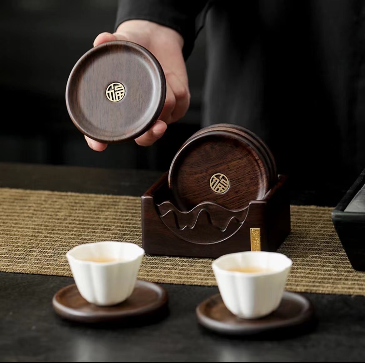 Gỗ mun nguyên khối trà đế lót ly hộ gia đình retro kung fu trà giữ nóng có thể tiếp cận sang trọng cao cấp đế lót ly bộ trà đạo phụ kiện