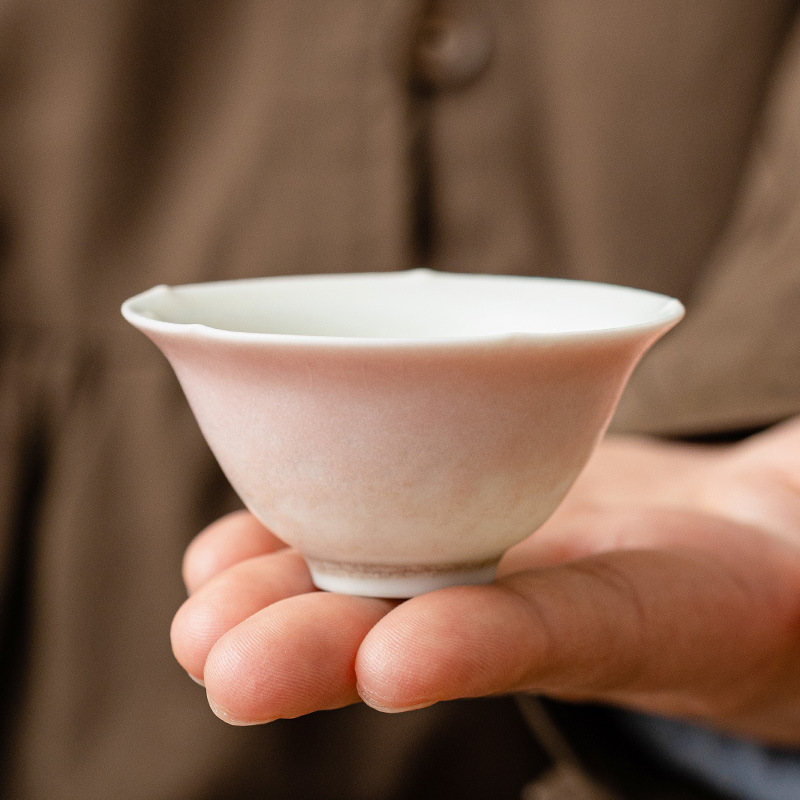 Lò nung thay đổi Kung Fu tách trà nhỏ Macaron quyến rũ màu tím ngắn chén hoa gia dụng đãi khách cốc uống trà cốc sứ cốc trà nhỏ cốc đơn