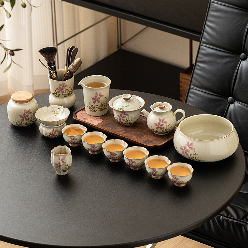 Bộ ấm trà hoa cúc nhỏ vẽ tay Bộ ấm trà chén trà chén gốm sứ văn phòng gia dụng Bộ trà Kung Fu chuyên dùng để pha trà