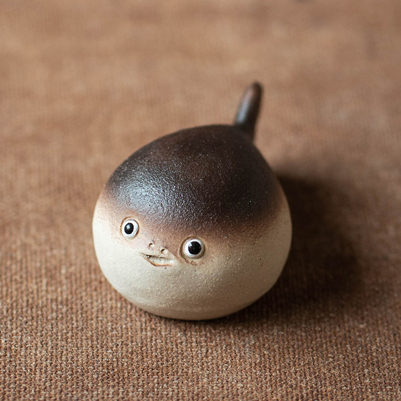 Đồ trang trí rùa đốm Saka thú cưng trà cát tím Nghi Hưng có thể nuôi trà thủ công, bàn trà, gốm sứ trà đạo xung quanh nhà