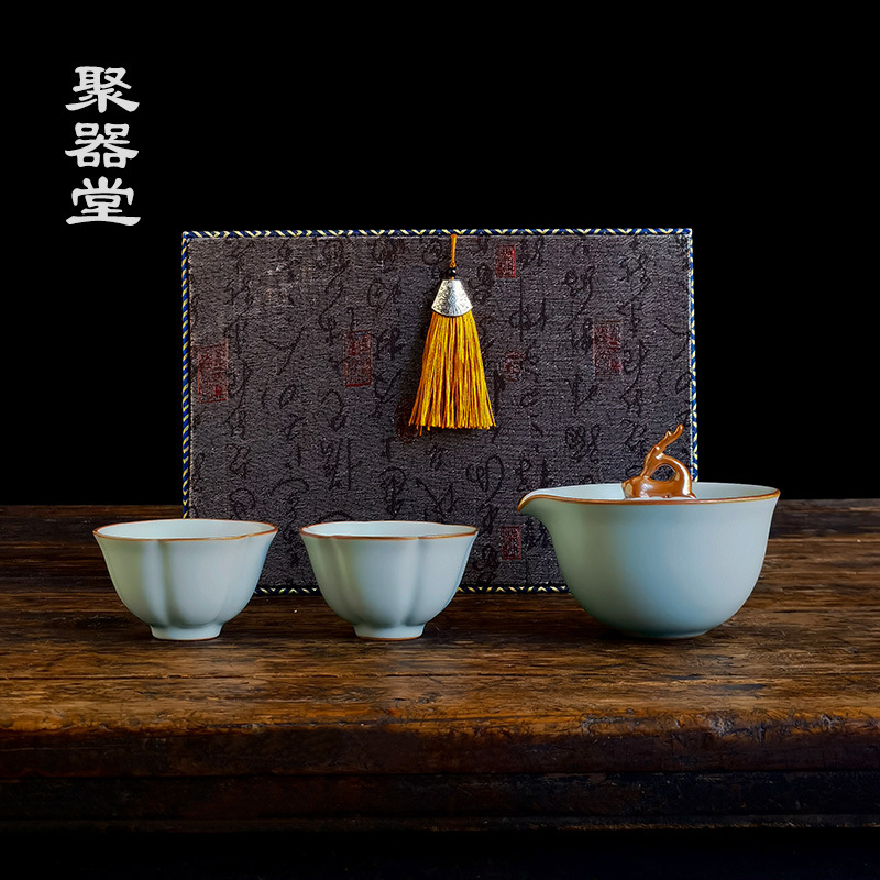 Lò nung Juqitang Tianqingru có thể nâng một ấm hai cốc có nắp, một ấm trà lớn không nóng, ấm cầm tay