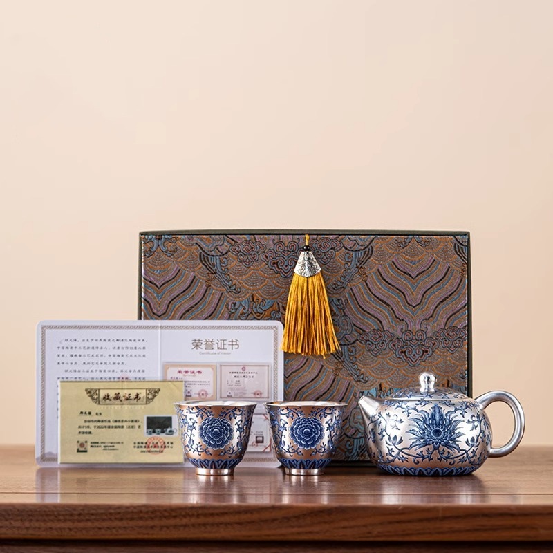 Hộp quà tặng ấm trà Kung Fu tinh tế mẫu mới 2025 bộ ấm trà bộ trà bạc mạ trắng xanh kiểu Trung Quốc tặng một ấm hai cốc
