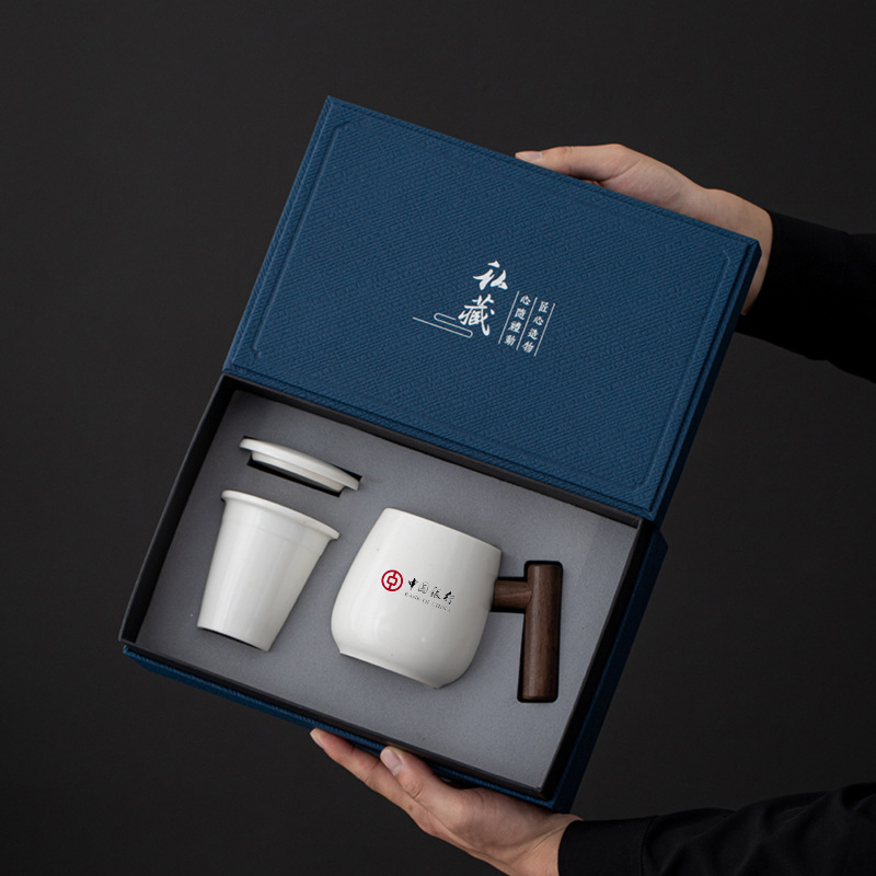 Cốc văn phòng sứ trắng Công ty họp kinh doanh Cốc pha trà gốm sứ quà tặng thiết thực có thể đặt logo