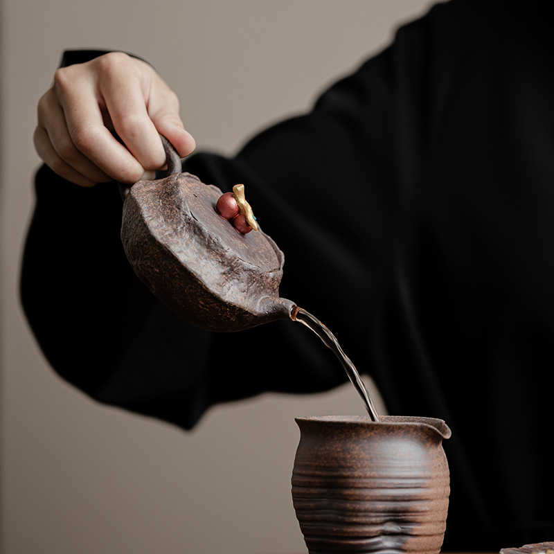 Ấm trà hồng đất đá cũ ấm trà dụng cụ pha trà kungfu cổ điển văn phòng gia dụng ấm trà gốm sứ ấm đơn hộp quà