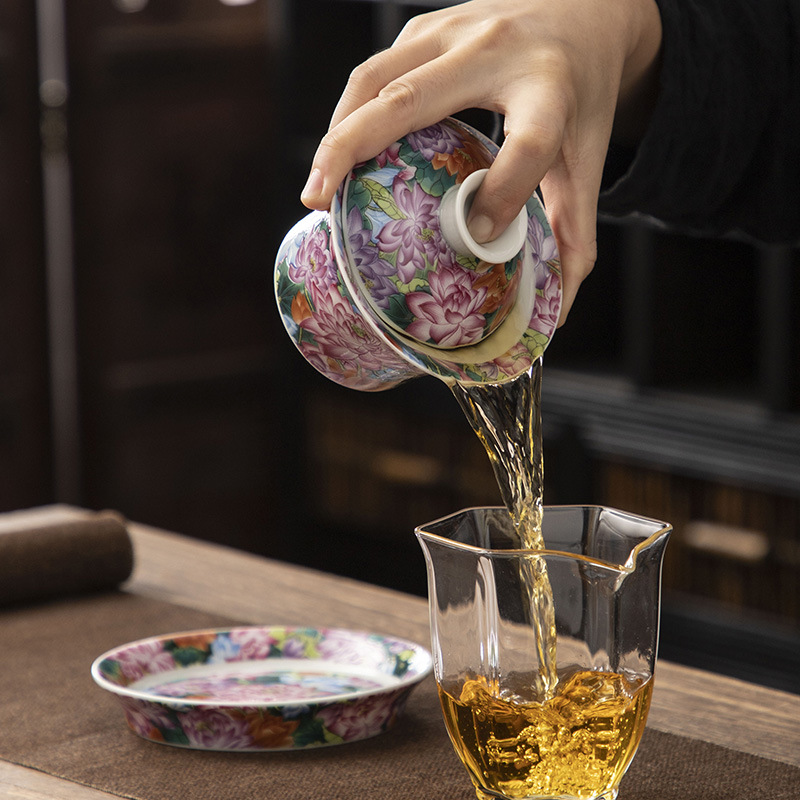 Jingdezhen tráng men màu tam tài bát cốc trà cốc đơn chủ nhân bộ trà công phu bộ trà gốm sứ cao cấp