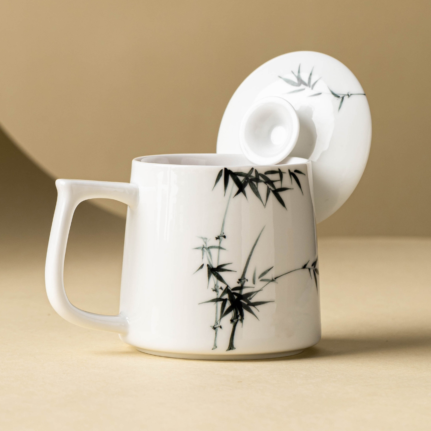 Cốc pha trà gốm sứ bằng tre mực vẽ tay Jisu cốc lớn gia dụng có nắp có thể treo cốc uống nước văn phòng