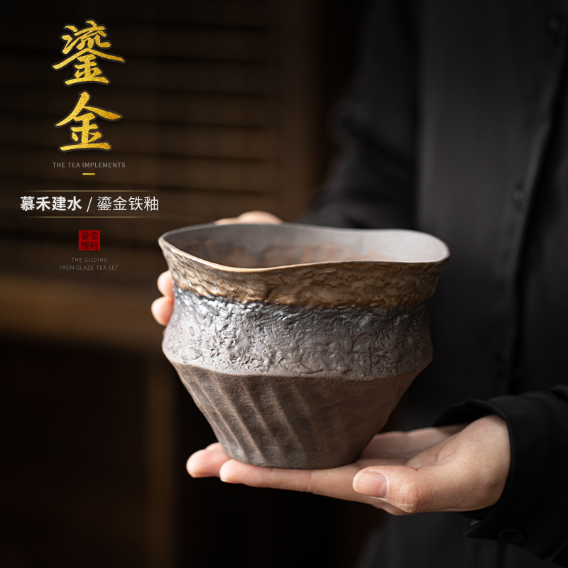 Gốm sứ Muhe Jianshui gốm thô mạ Vàng men sắt Thùng xỉ trà Thùng nước thải Rửa chén Rửa chén đồ trang trí để bàn phụ kiện trà đạo