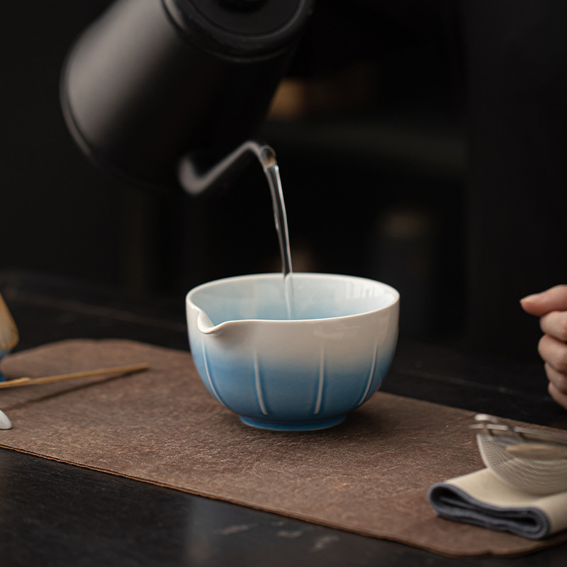 Dưa gradient matcha Bộ trà đạo Nhật Bản gốm sứ phụ kiện trà matcha dụng cụ trà bát trà thìa trà đánh đứng