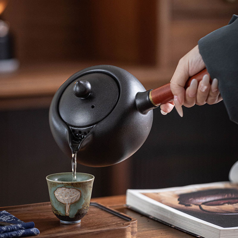 Ấm trà tay cầm bên Baolian ấm pha trà đơn giản kiểu Trung Quốc ấm trà tay cầm bên bằng gốm sứ ấm đun trà quanh bếp