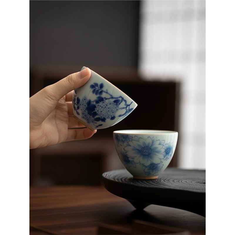 Cốc trà gốm sứ trắng xanh kiểu Trung Quốc cốc trà cao cấp cá nhân đơn gia dụng dụng cụ trà Kung Fu cốc trà đơn bán buôn