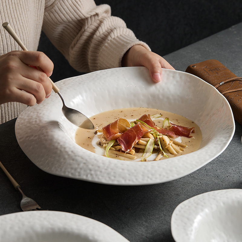 Đĩa salad gây sốc hình dạng đặc biệt cao cấp hộ gia đình đĩa khách sạn Đĩa ăn phương Tây nhà hàng bộ đồ ăn không đối xứng đĩa súp gốm trắng