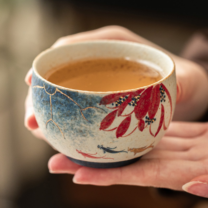 Nhà máy màu xanh và trắng, đá lửa đỏ, cốc chủ nhân, vàng vẽ tay, hoa sen, cá koi, cốc La Hán, cốc trà gốm sứ, cốc trà