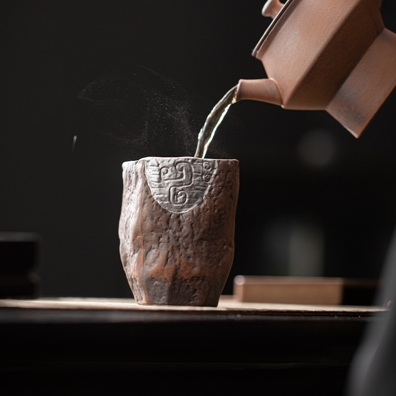 Cốc chủ nhân gốm thô Cốc trà Đôn Hoàng Gốm sứ thủ công cổ điển Cốc hương vị cốc cánh hoa Cốc Bộ trà Kung Fu bùn đá cũ