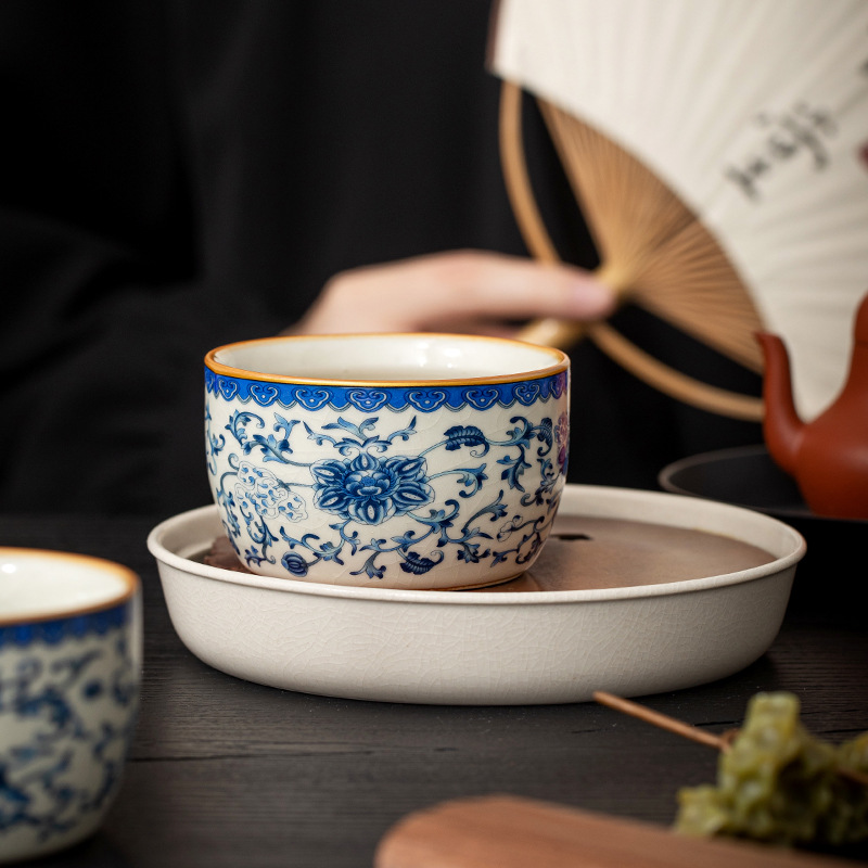 Cốc chủ nhân cao cấp Ru Kiln màu xanh và trắng với hoa sen
