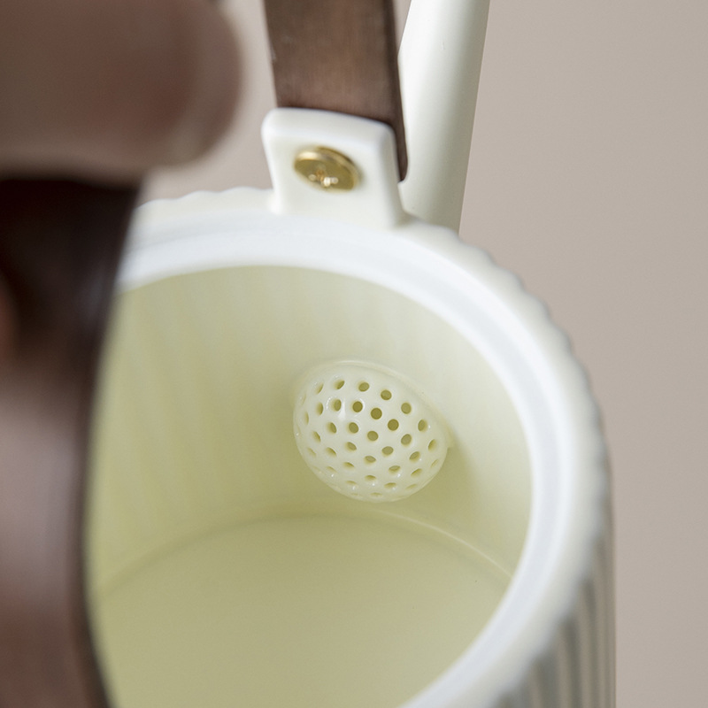 Bộ dụng cụ pha trà Kung Fu đơn giản sang trọng nhẹ nhàng gia dụng ấm chén trà bộ nhỏ pha trà văn phòng tiếp khách gốm sứ