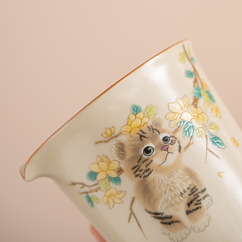 Cốc Công bằng lò Ru màu vàng gạo giả Tống, cốc trà gia dụng lọc trà một tay, dụng cụ pha trà Kung Fu