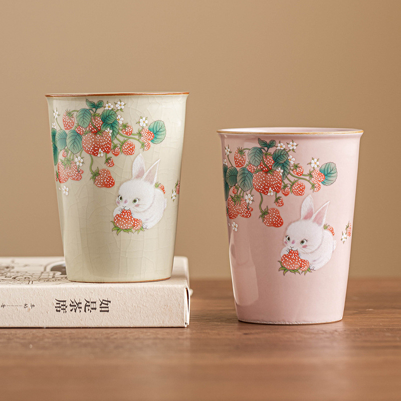 Cốc chủ nhân thỏ dâu tây Ruyao cốc đơn cốc trà cá nhân nữ cốc tiện dụng cốc trà Trung Quốc dung tích lớn
