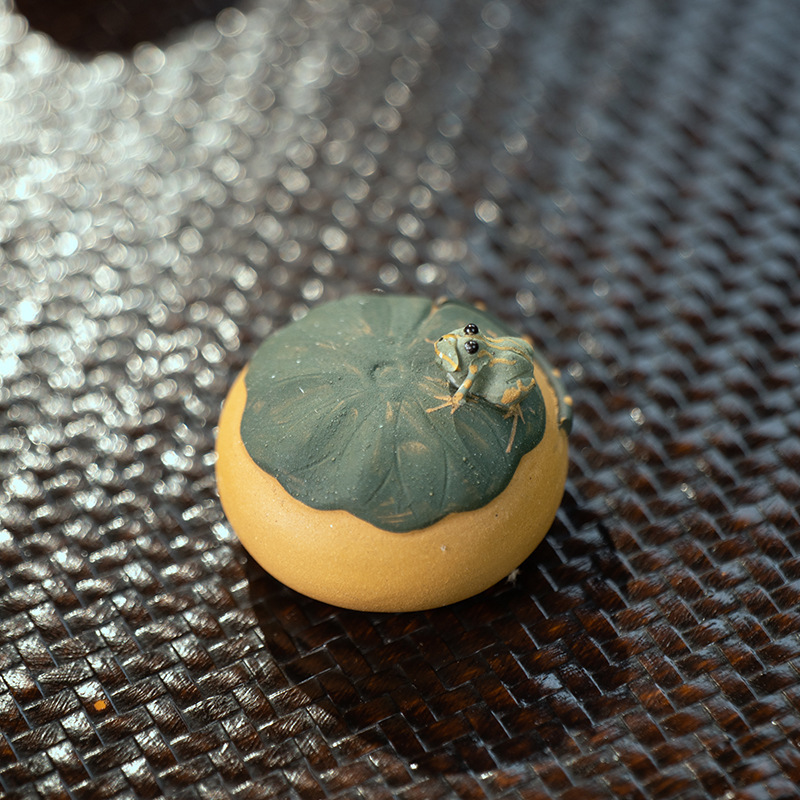 Đồ trang trí thú cưng phun nước cát tím bán buôn, thú cưng pha trà mini sáng tạo, đồ chơi pha trà, khay trà, đồ trang trí bàn trà nghệ thuật