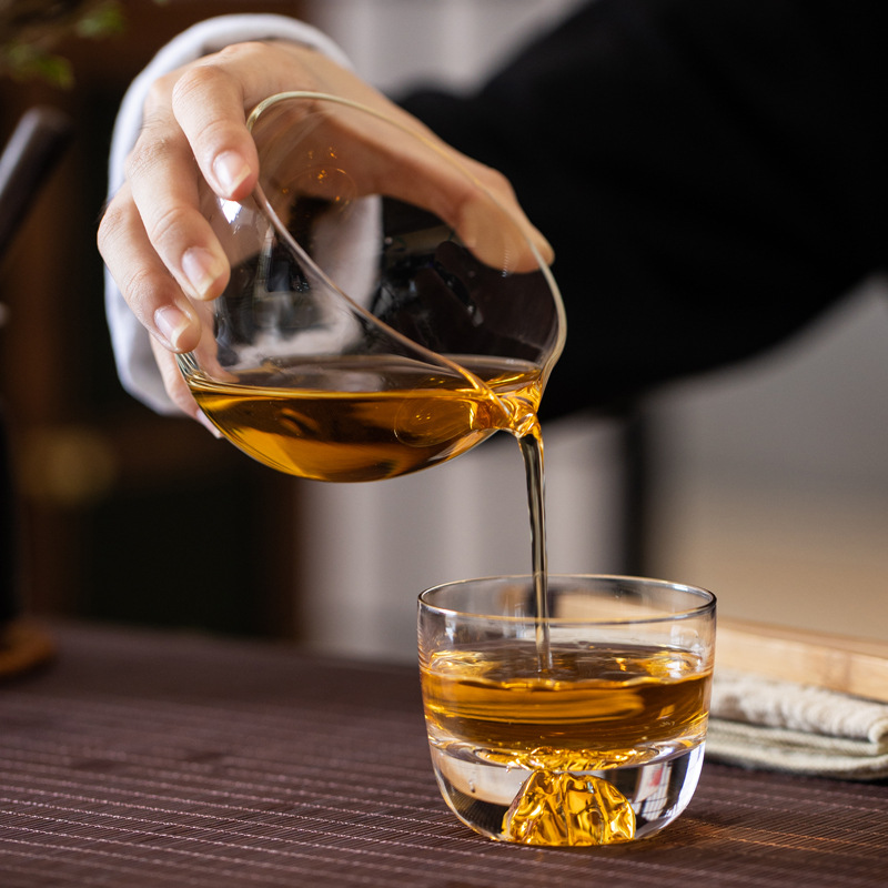 Cốc công bằng thủy tinh phong cách Nhật Bản cốc công cộng trong suốt sáng tạo đơn giản biển trà một món trà Kung Fu trà đạo với bộ tách trà hình tròn