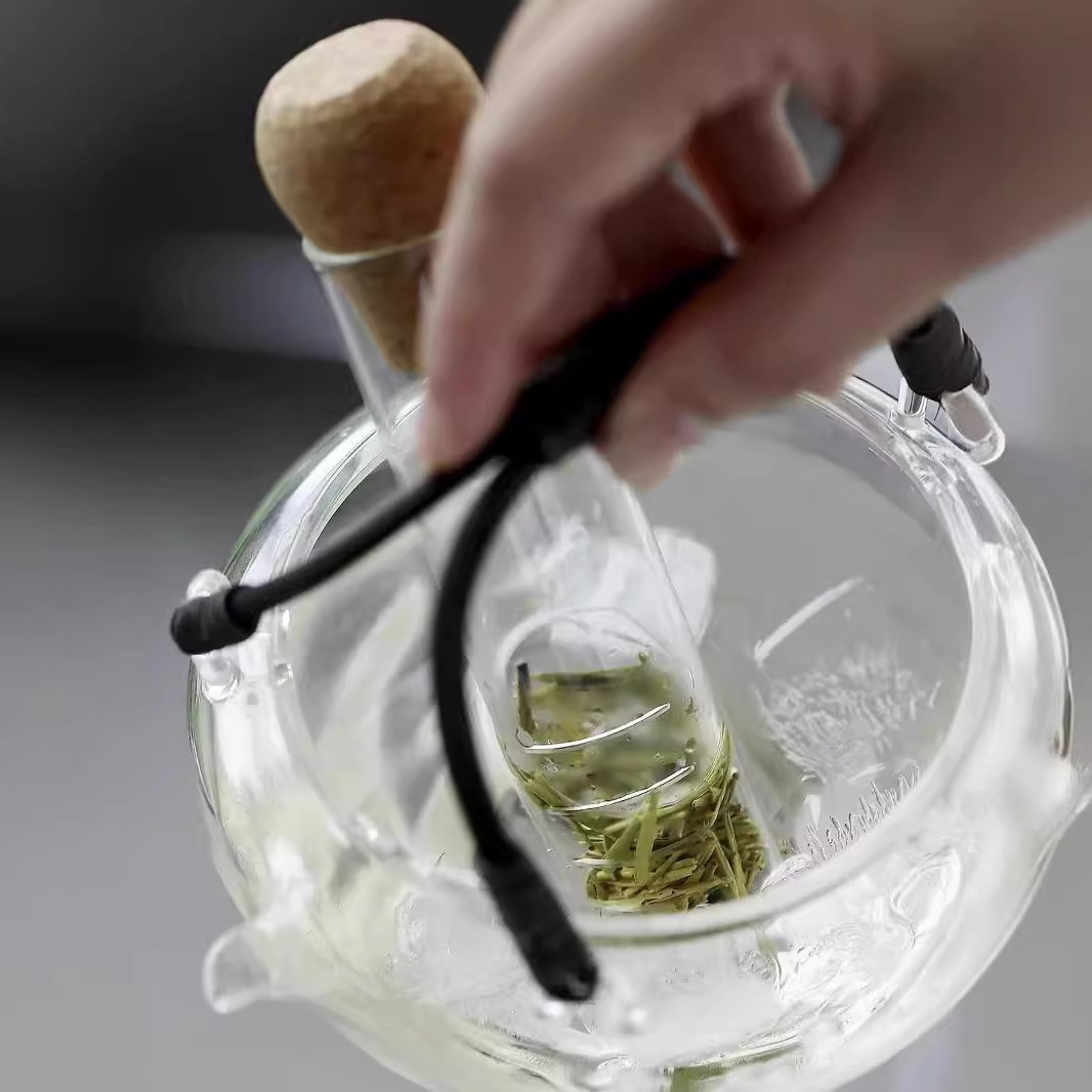 Ấm trà thủy tinh chịu nóng và lạnh ấm ống nghiệm ấm pha lạnh ấm trà đá ấm chiết lạnh trà xanh ấm trà trái cây