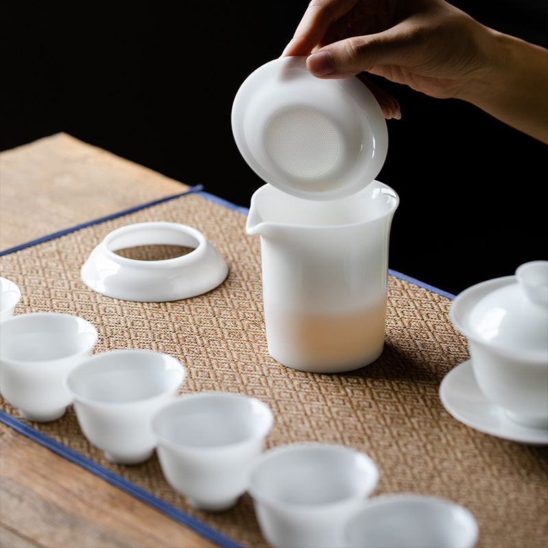 Bộ ấm trà Kung Fu bằng sứ ngọc bích mỡ cừu sang trọng cao cấp bộ đồ gia dụng cốc trà gốm sứ văn phòng có nắp hộp quà