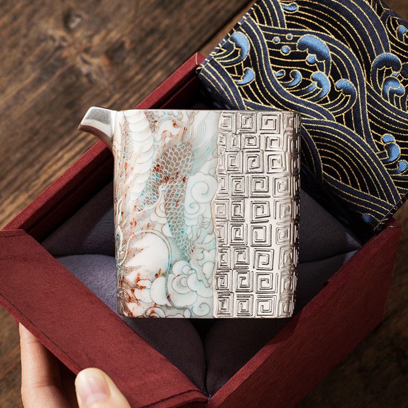 Chén vuông vàng mạ bạc, quà tặng cao cấp cho khách hàng lớn tuổi và bạn bè, quà tặng sinh nhật