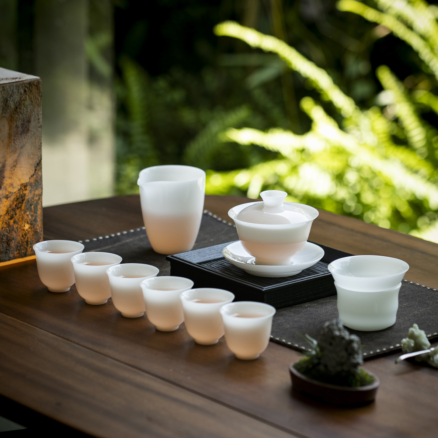 Bộ hộp quà bộ trà sứ trắng ngọc bích Bộ trà cốc có nắp sứ trắng Dehua Bộ trà tặng khách hàng