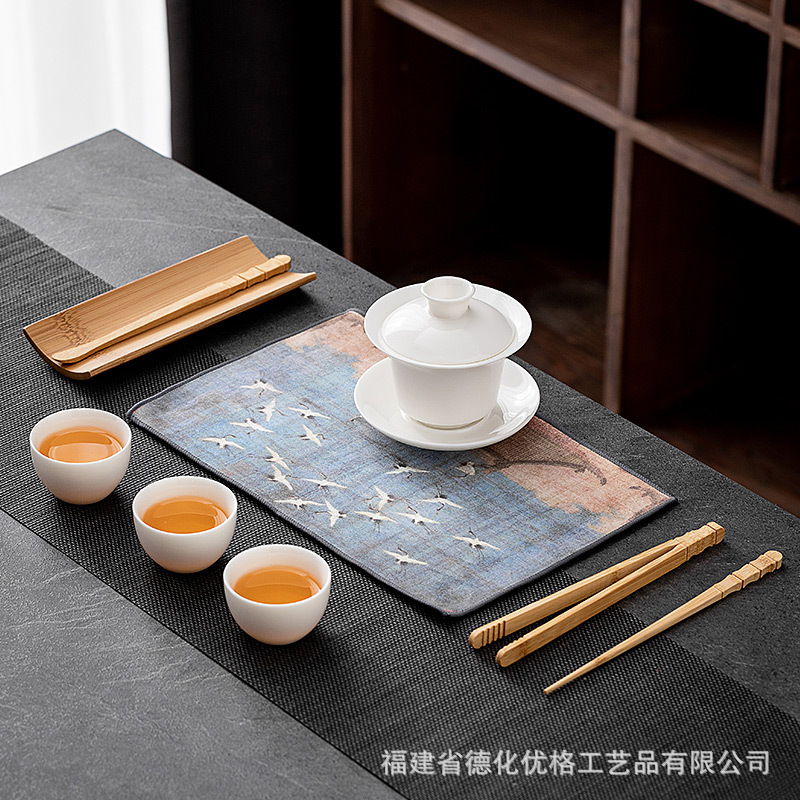 Bộ ba món trà đạo bằng tre, Bộ trà kim, thìa trà, Bộ trà sen làm bằng tay, Bộ sáu quý ông, Khăn trà thấm nước