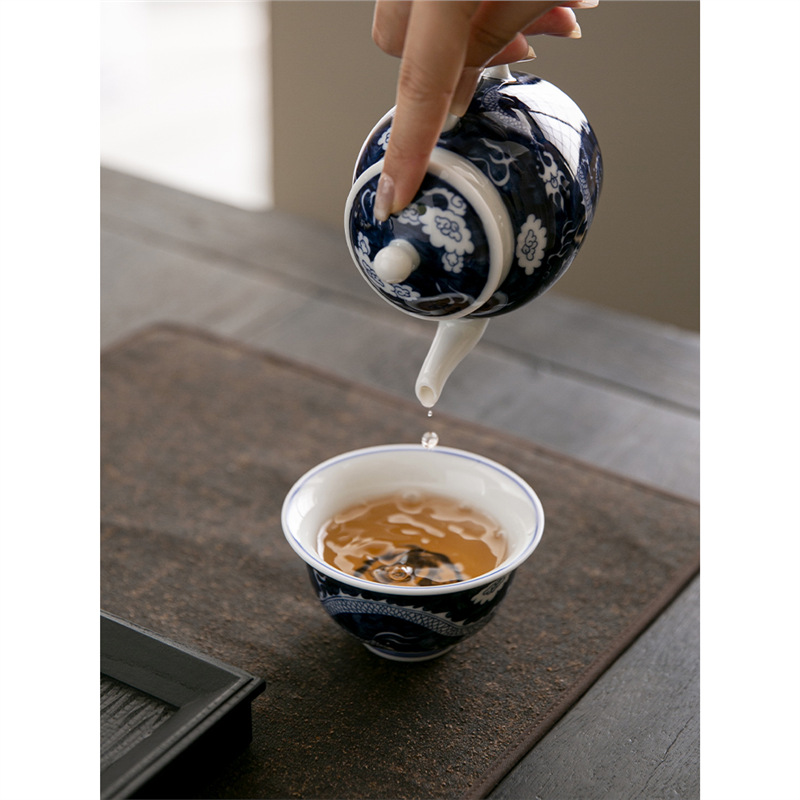 Cốc trà gốm sứ tráng men rồng xanh trắng cổ điển cốc trà Kung Fu chuyên dụng gia dụng cốc trà Kung Fu
