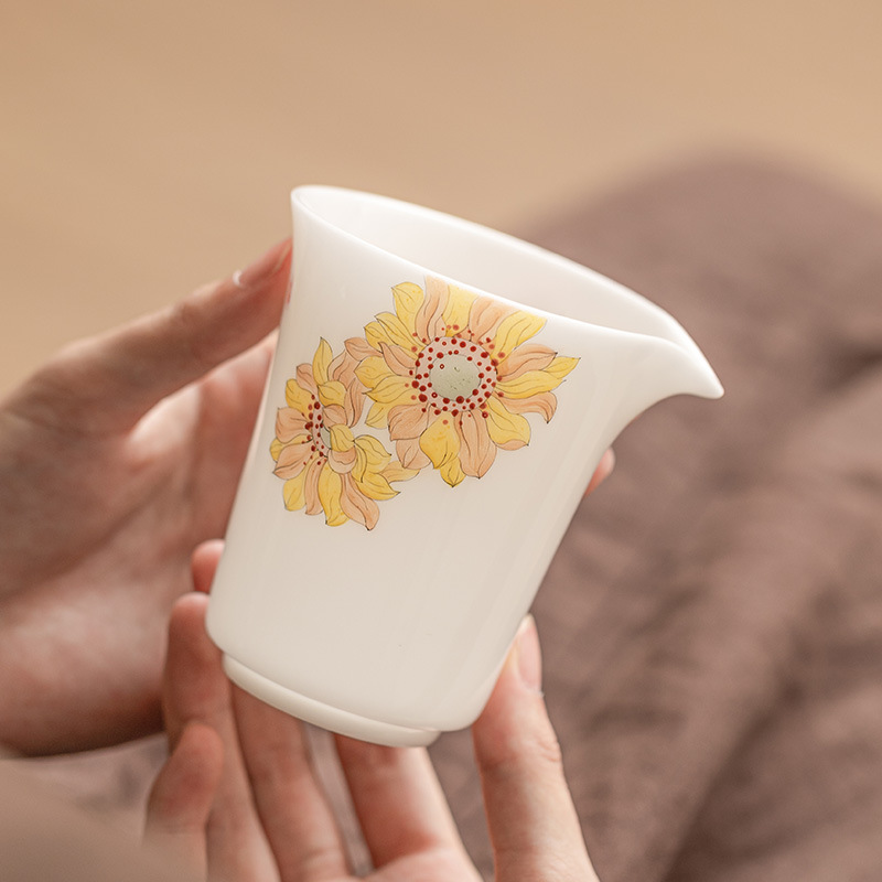 Nhà máy Zhang Lijiao Master chay mỡ cừu ngọc bích cốc sứ chia tách trà bộ trà băng phụ kiện trà Kung Fu trà biển trà