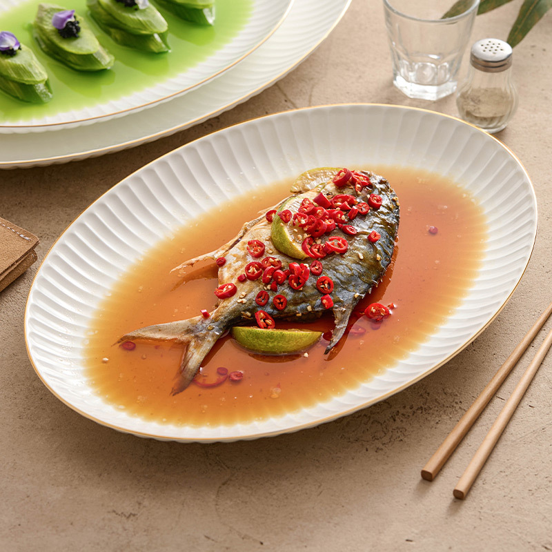 Đĩa gốm sứ Qili, đĩa cá, đĩa hấp cá, đĩa gia dụng, bộ đồ ăn khách sạn sáng tạo cao cấp, món ăn hình người thương mại