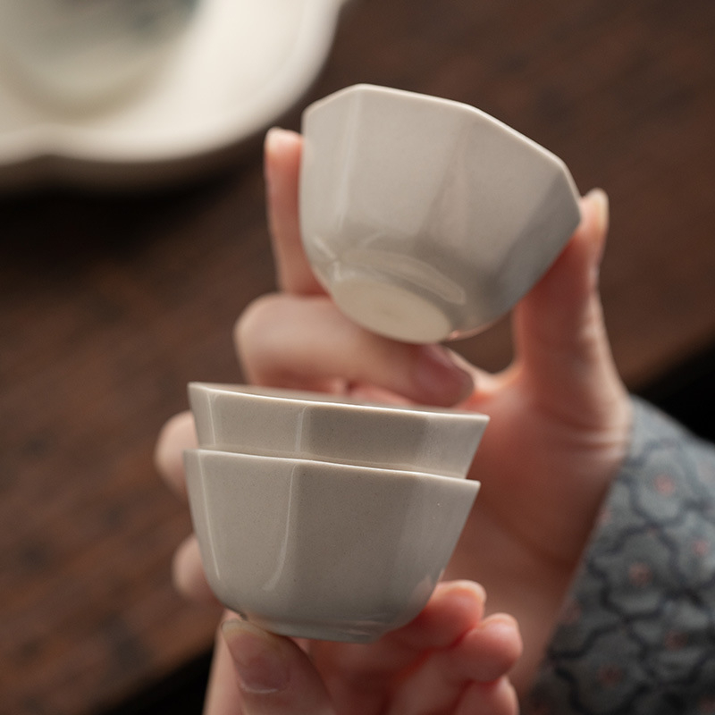 Bán buôn tách trà cánh hoa màu xám thực vật cốc chủ nhân cốc trà đồ dùng gia đình gốm sứ bộ trà kungfu cá nhân cốc đơn
