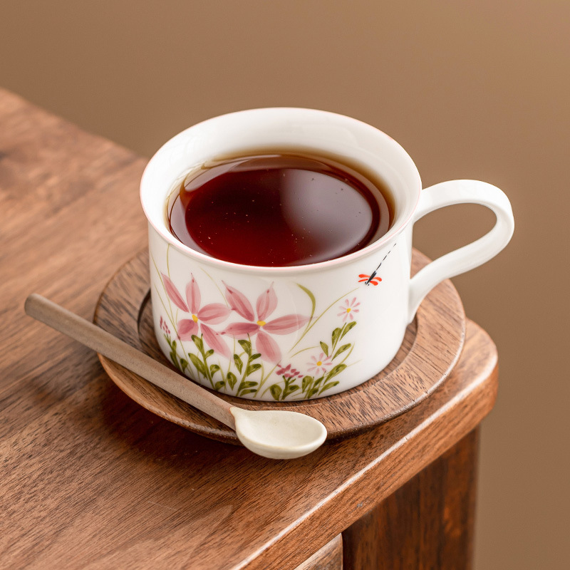 Cốc cà phê chuồn chuồn chuồn hoa cúc vẽ tay cốc gốm sứ cao cấp Trung Quốc cốc nước tinh tế cốc trà cà phê gia dụng văn phòng