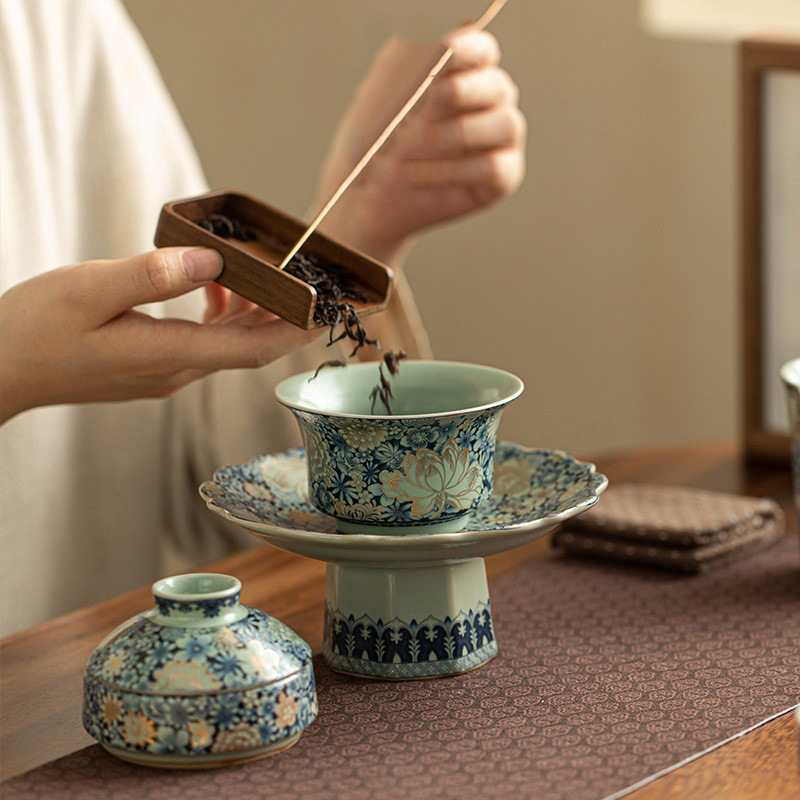 Bát nắp tam tài hoa văn gốm sứ gia dụng phong cách Trung Quốc cổ điển bộ trà sứ bát sứ đồ pha trà lớn màu xanh và trắng