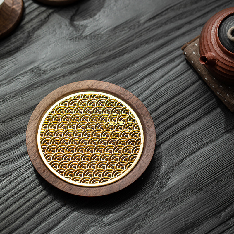 Bán buôn Ấm gỗ óc chó, lót cốc đựng trà gỗ nguyên khối cao cấp gia dụng, phụ kiện Bộ trà Kung Fu, lót ấm cách nhiệt chống bỏng