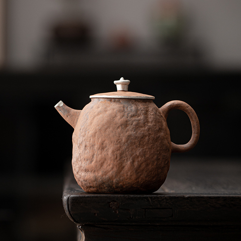 Ấm đun nước bằng đá bùn đá cũ trống rỗng, ấm trà gốm thô mạ bạc thủ công bằng gốm, ấm đơn, ấm pha trà lọc lỗ bóng