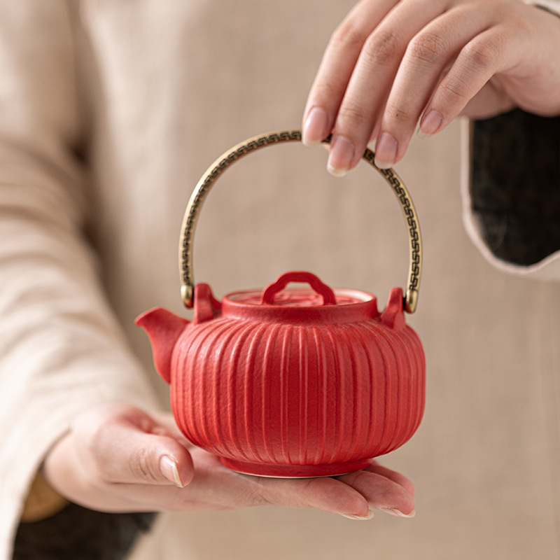Ấm cầm xà lồng gốm sứ phong cách cung đình ấm trà ấm trà đơn gia dụng thủ công ấm trà dung tích lớn ấm trà dụng cụ pha trà Kung Fu