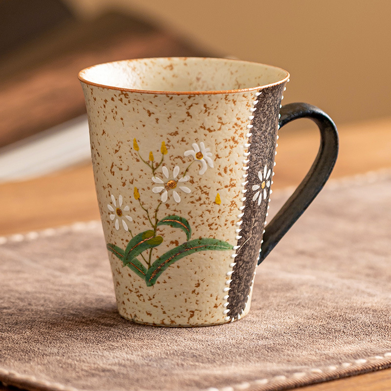 Ly sứ đỏ nâu xanh trắng, họa tiết hoa cúc vàng vẽ tay, ly cola cao cấp, ly uống nước gia dụng có quai cầm