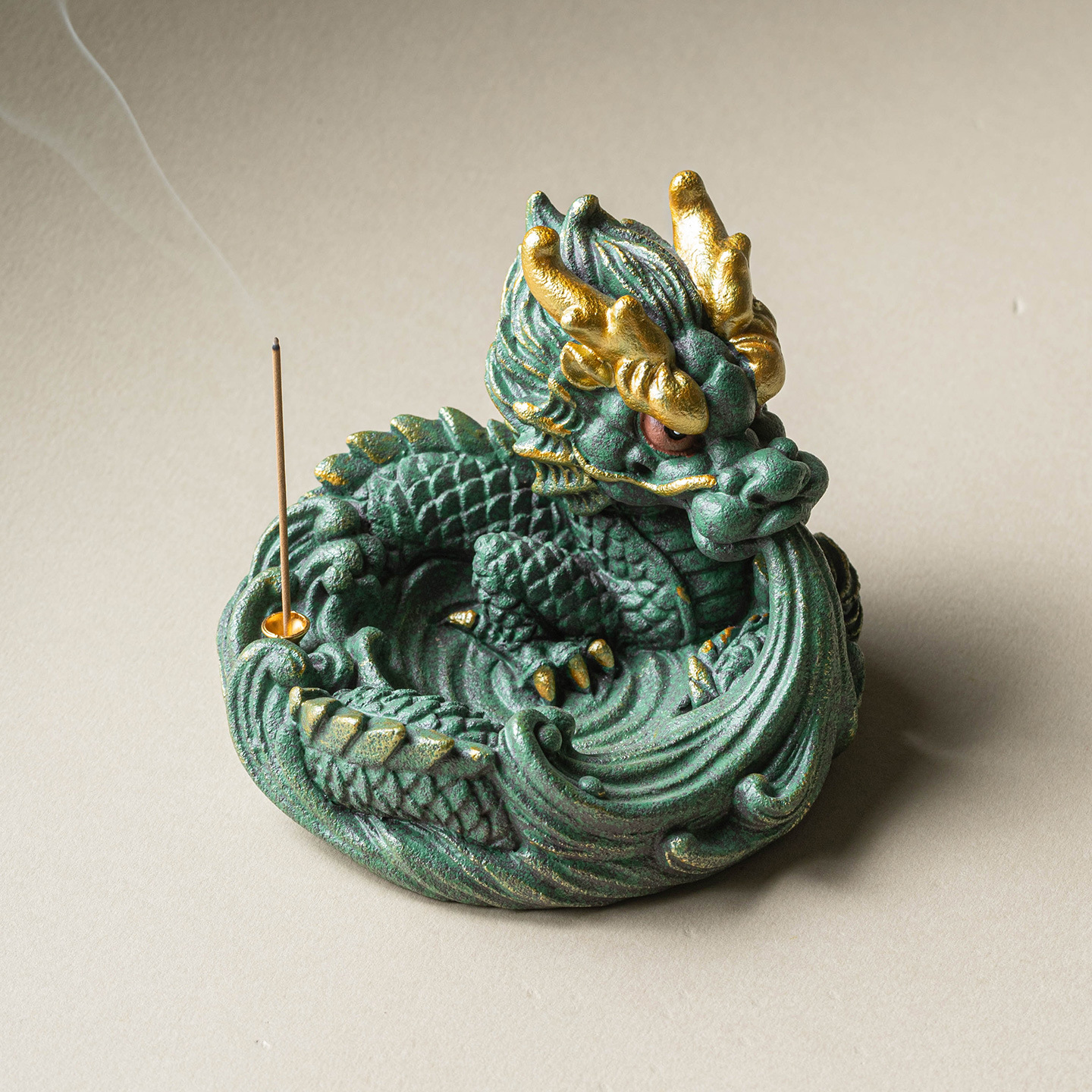 Đá sa thạch xanh sáng tạo rồng nước tụ tập tài lộc trà trang trí thú cưng trang trí cho văn phòng tại nhà máy tính để bàn cảnh quan đế đựng hương