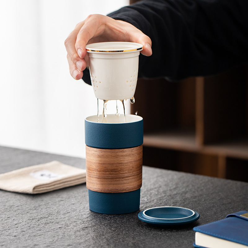 Bộ Hộp quà doanh nghiệp cốc miễn phí logo sự kiện doanh nghiệp bất động sản của công ty gửi quà lưu niệm cho khách hàng