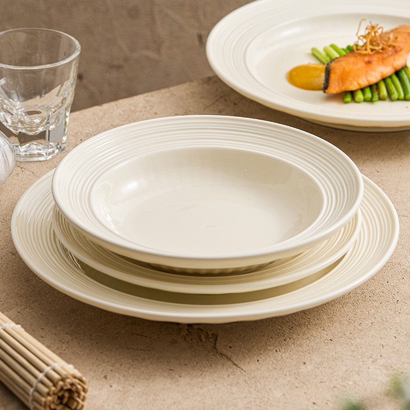 Đĩa kiểu kem, dùng trong gia đình, mẫu mới 2025, đĩa ăn steak, đĩa ăn sáng tròn gốm sứ cao cấp, sang trọng nhẹ nhàng, dùng để bày món ăn.