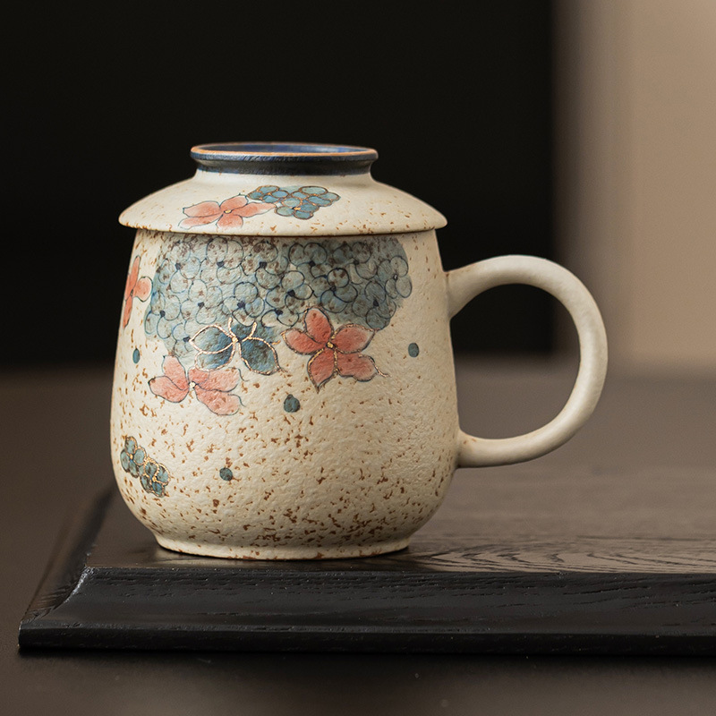 Cốc màu đỏ đá lửa xanh trắng cốc trà hoa cẩm tú cầu vẽ tay gốm sứ có nắp cốc nước cốc cà phê văn phòng gia dụng