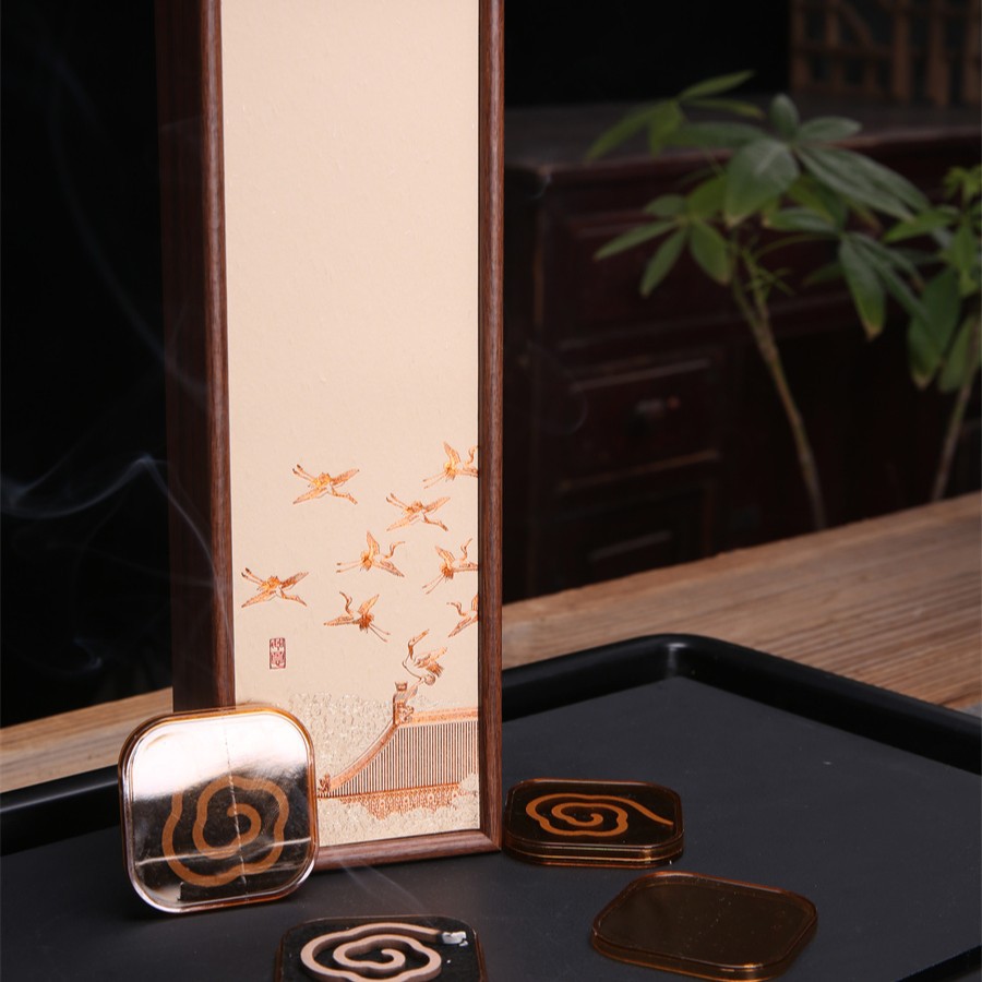 Hộp gỗ tinh xảo Daxiangyun mini thơm ngỗng lê lều hương trung không dính hương đàn hương nhà văn phòng trà hương